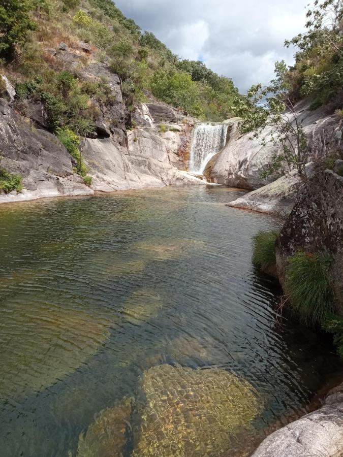 Affittacamere Casa MiraXurés con vistas a la Sierra del Xurés Ourense Esterno foto