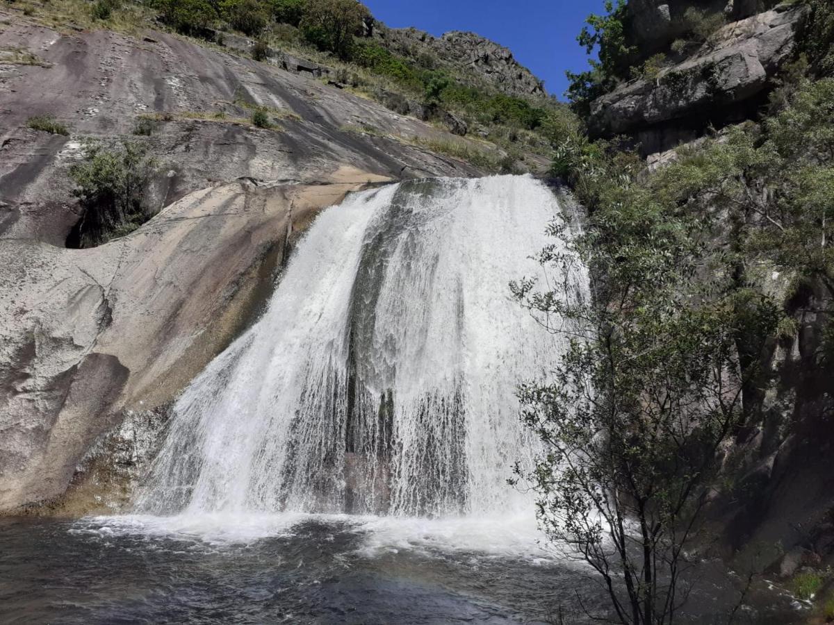 Affittacamere Casa MiraXurés con vistas a la Sierra del Xurés Ourense Esterno foto