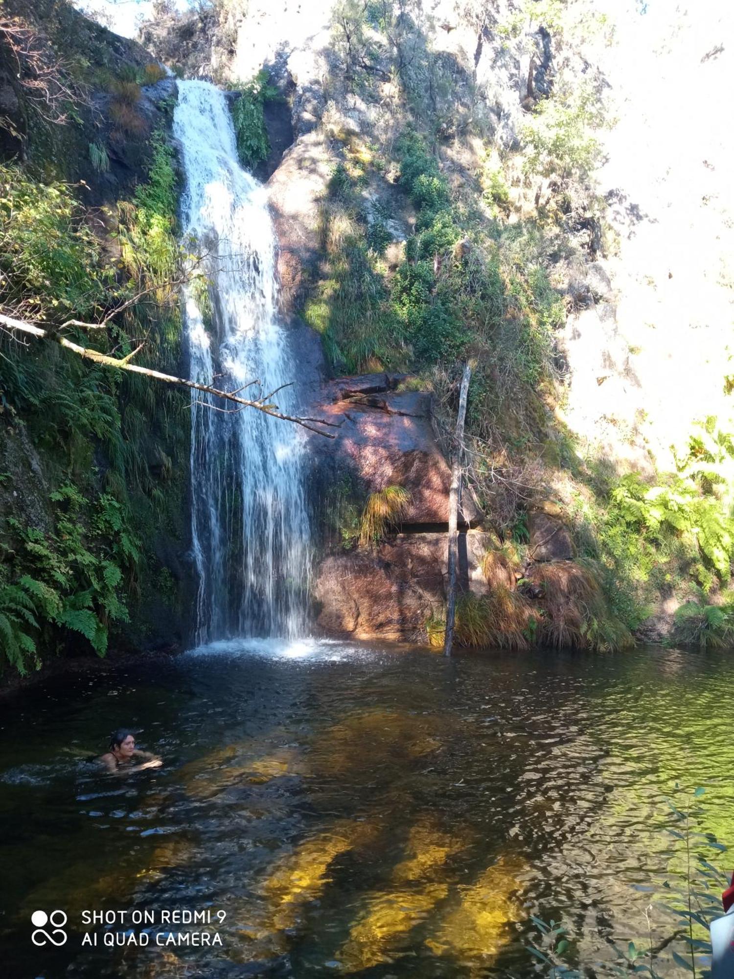 Affittacamere Casa MiraXurés con vistas a la Sierra del Xurés Ourense Esterno foto